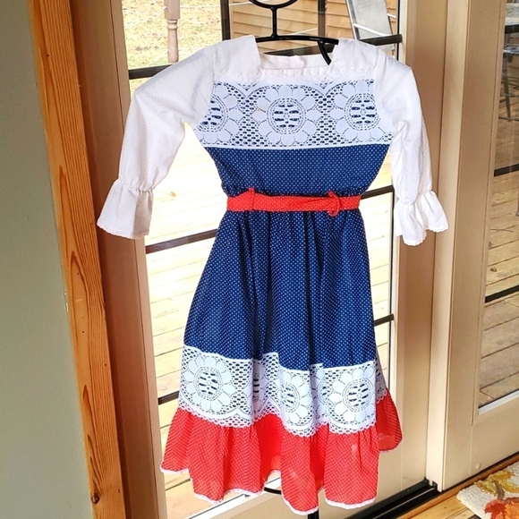 Vintage Cari Prairie Dress Pilgrim Style Cottage Core Max Sz. M Dress w/ tie - Picture 1 of 13